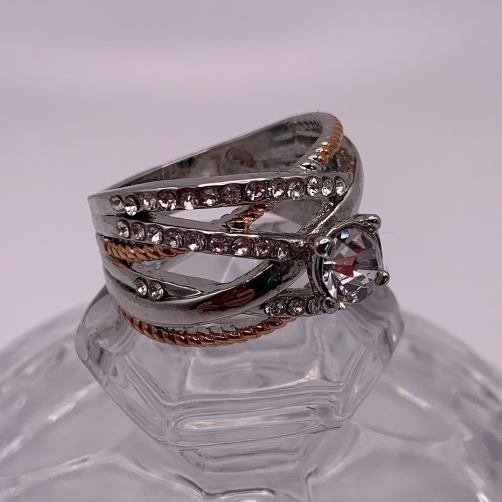 ❄️4/$20❄️ Sparkly Diamond Costume Ring NWOT